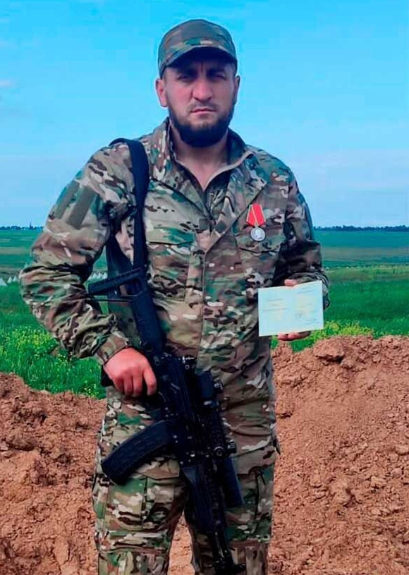 Житель Цунтинского района из селения Гутатли, участвующий в специальной военной операции на Украине, сбил два вражеских беспилотника.